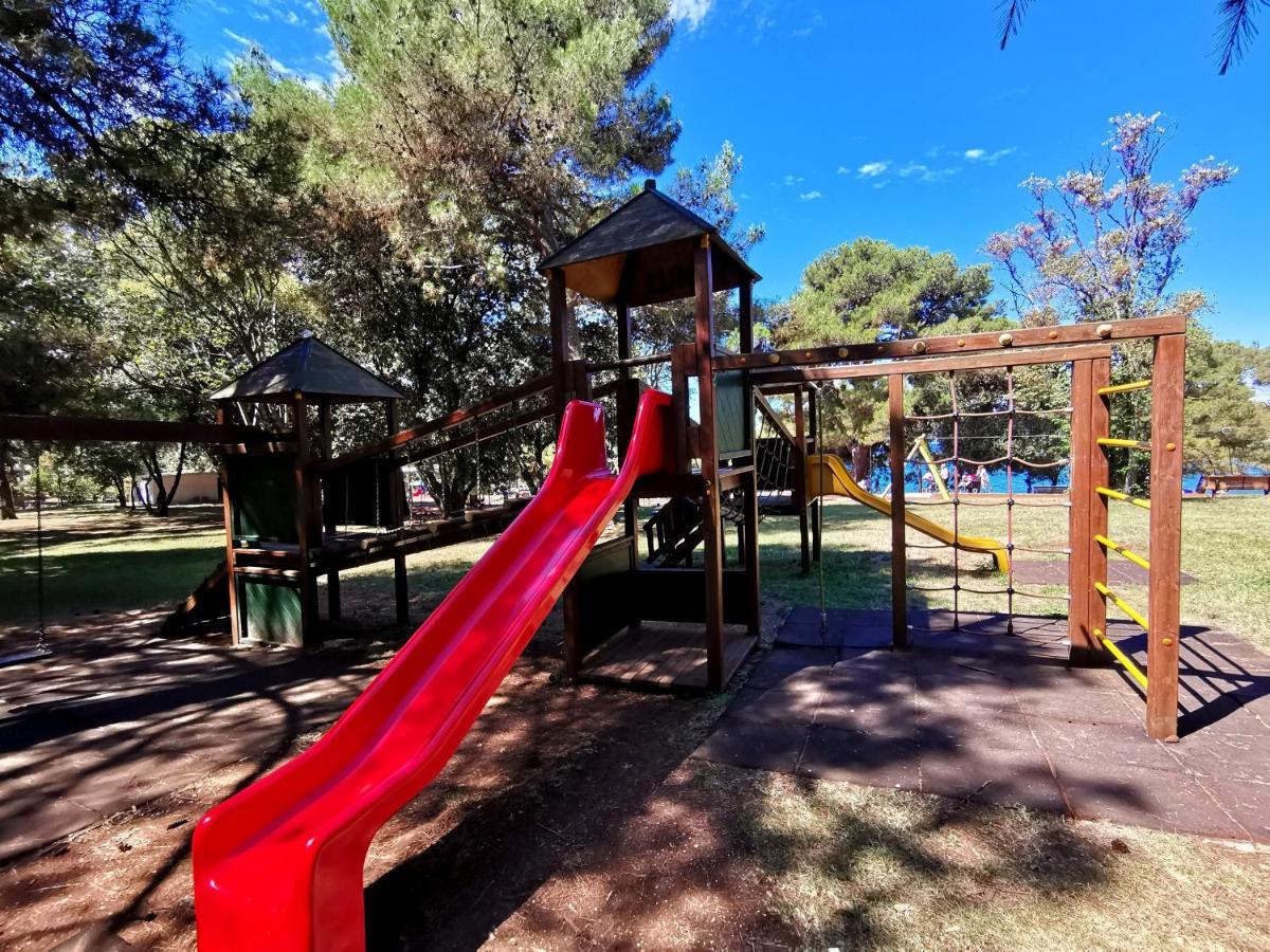 Stay In The Very Heart Of Porec - 50M To The Beach Bagian luar foto