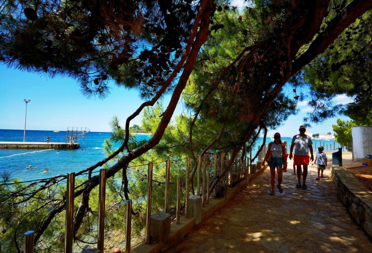 Stay In The Very Heart Of Porec - 50M To The Beach Bagian luar foto