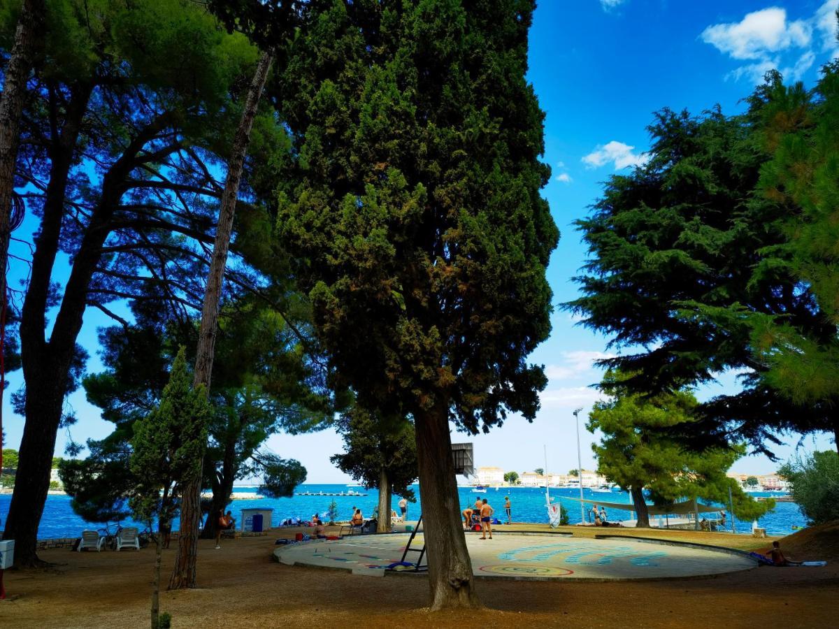 Stay In The Very Heart Of Porec - 50M To The Beach Bagian luar foto