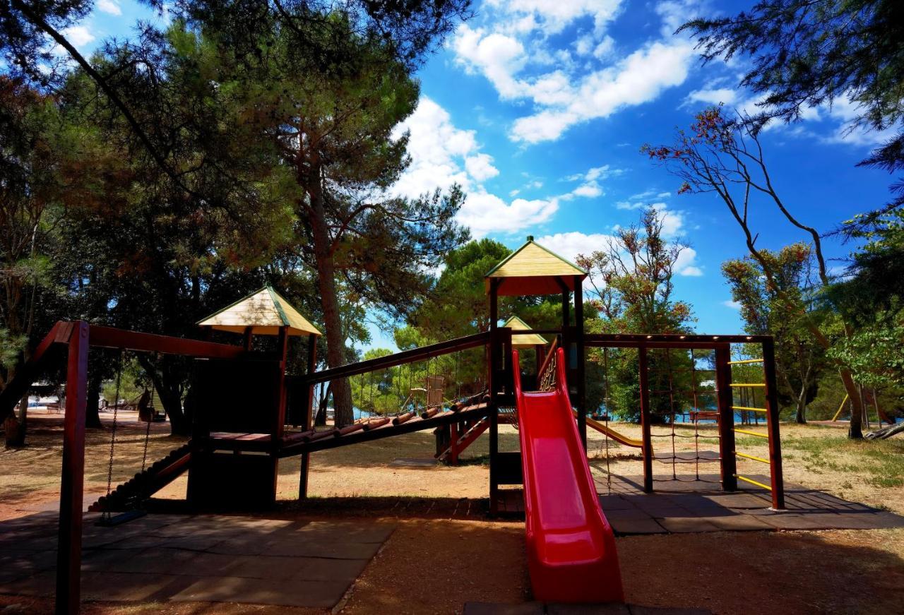 Stay In The Very Heart Of Porec - 50M To The Beach Bagian luar foto